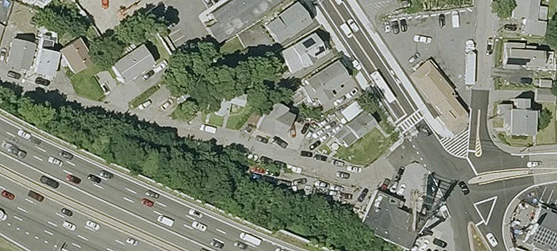 11 California Ave