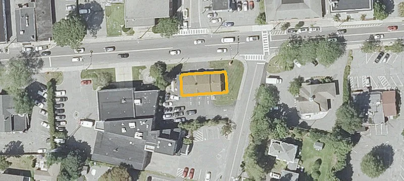 419 Main St