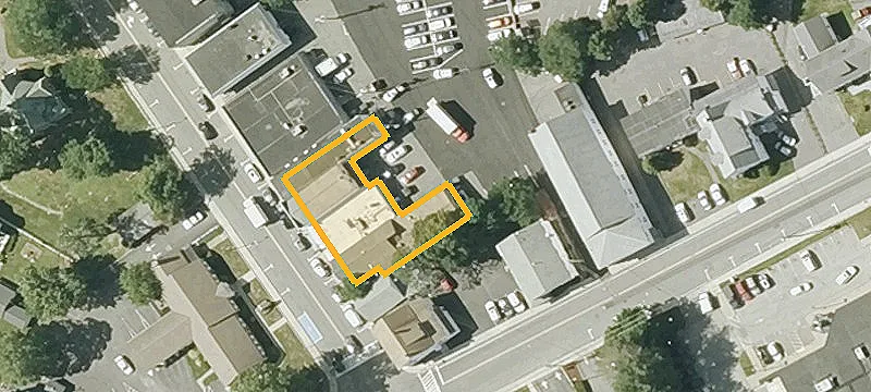 42 Central St