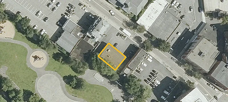 30 Main St