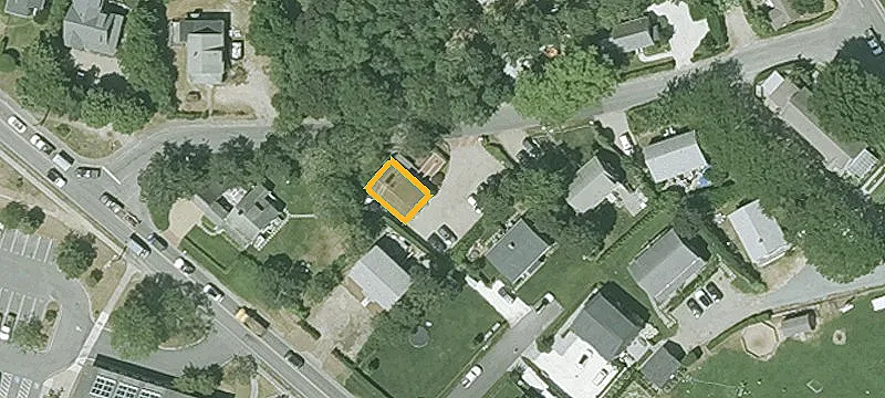 8 Williams Ln
