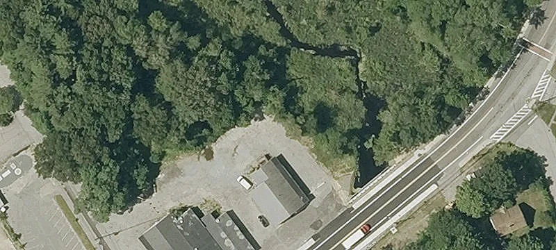 382 Middlesex Ave