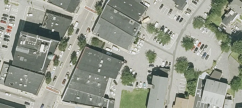 176 Main St