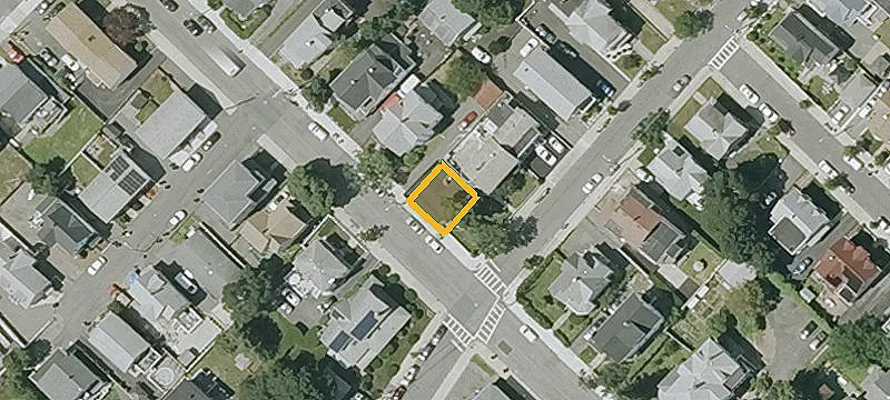 203 Hancock St