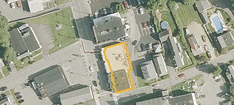 32-34 Main St