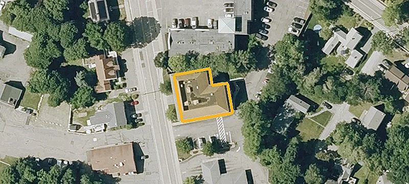 30 Pond St