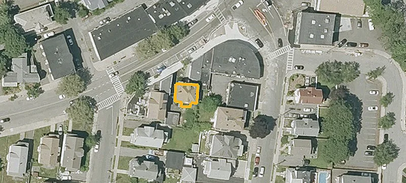 425th Salem St