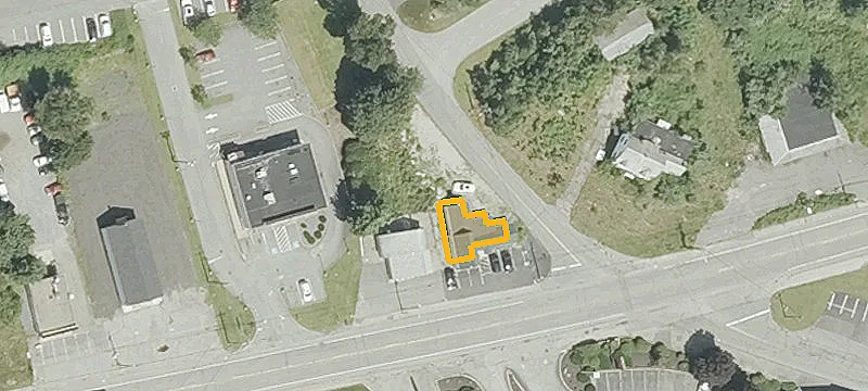 208 Taunton Ave