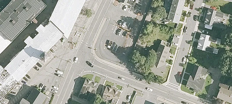 2 Un St