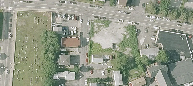 10 Queen St