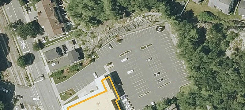 888 Main St