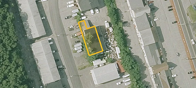 24 Chuck Dr