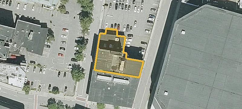 35 Waldo St