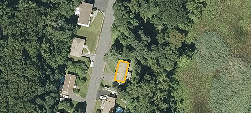 8 Evergreen Dr