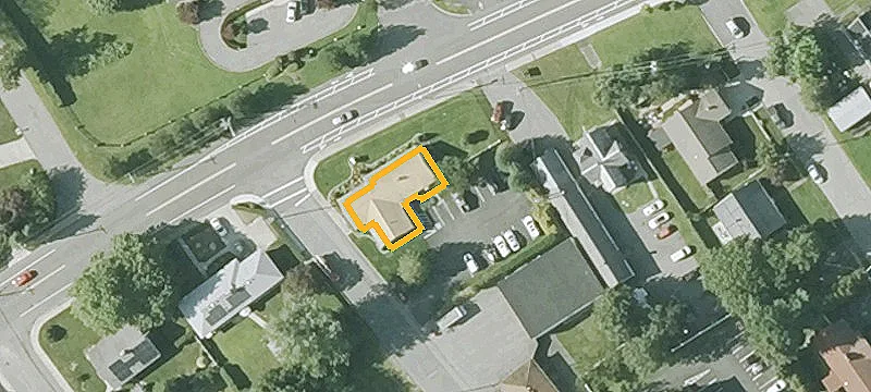 906 Hathaway Rd