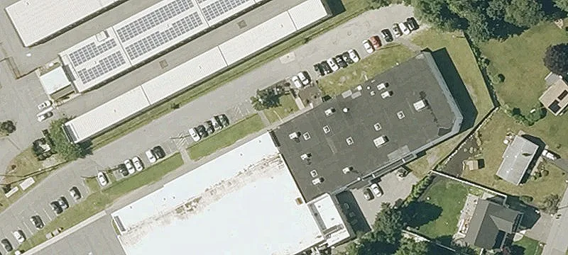 40-42 Ray Ave