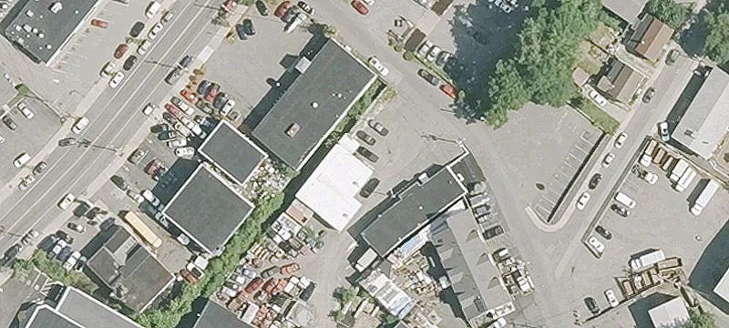 3 Mason St