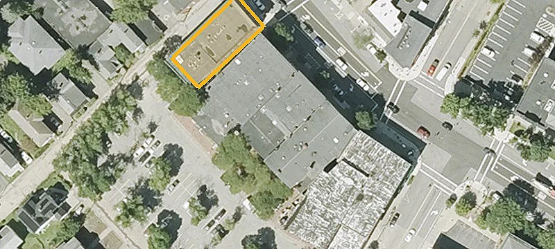 295 Main St