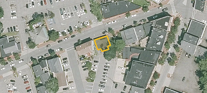 26 Friend St