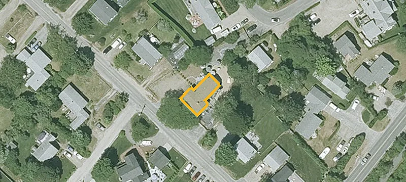 16 Newtown Rd
