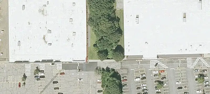 240 Main St