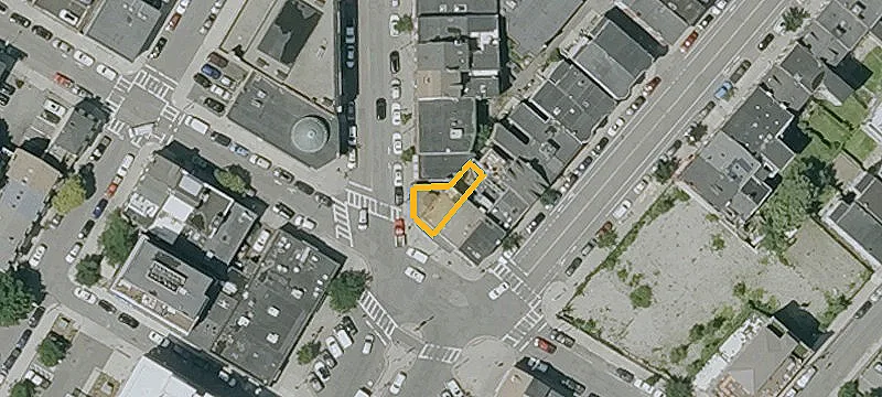 11th Meridian St