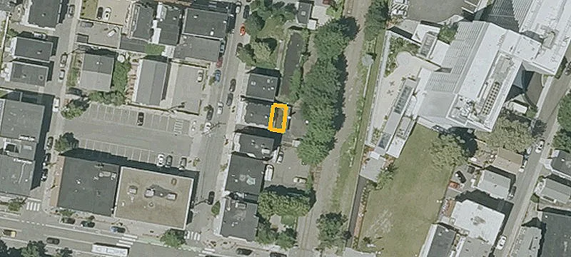 12 Warren St
