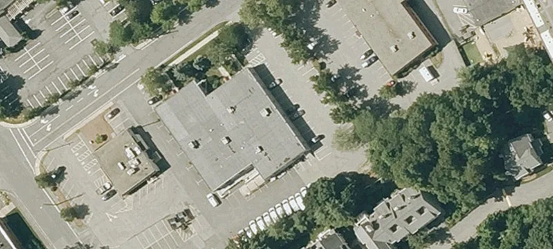 28 Ray Ave