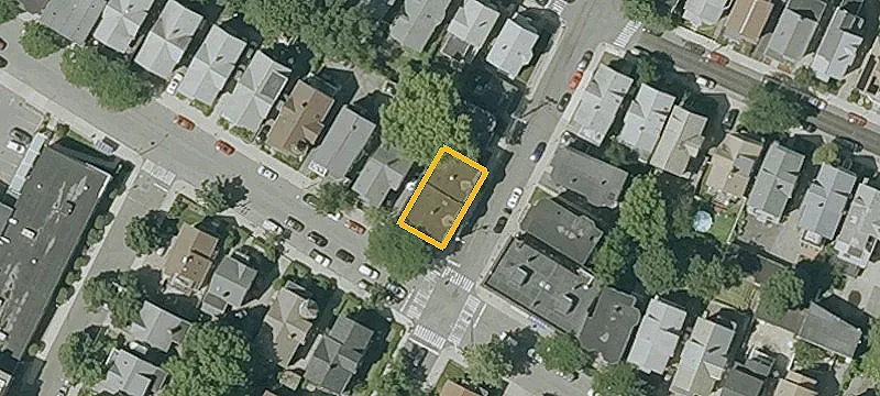 219 Highland Ave