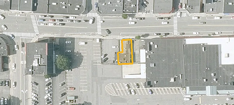 864 Main St