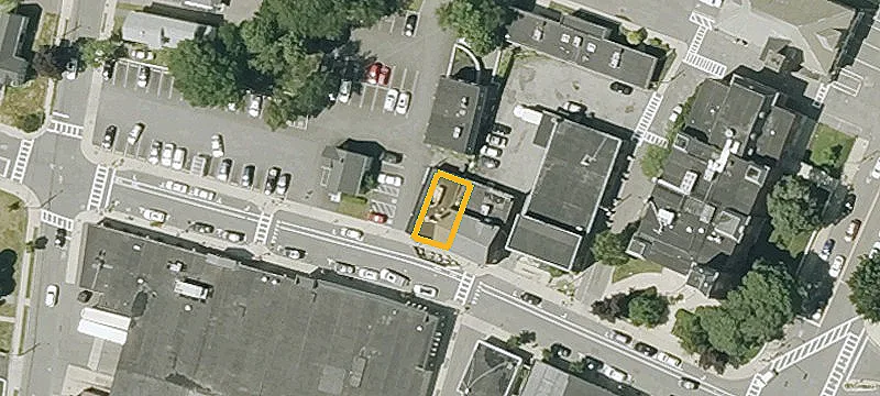 35-37 Essex St