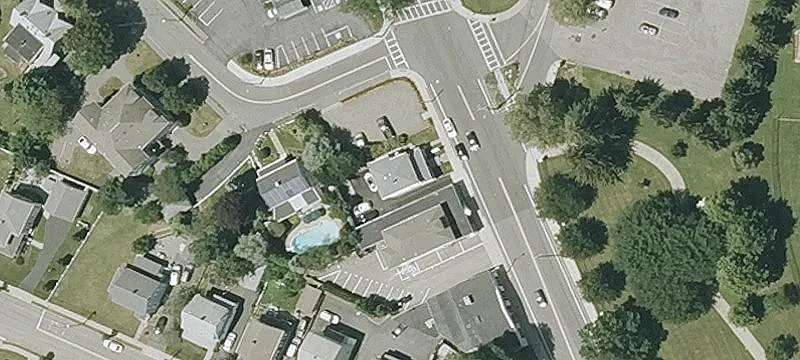 799 Hancock St