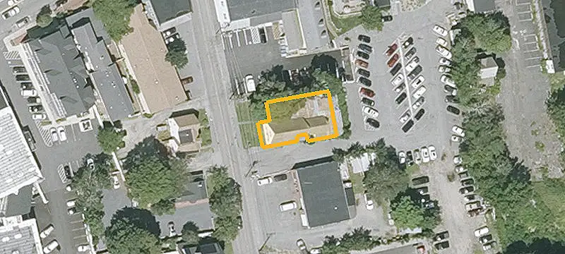 24 Pleasant St