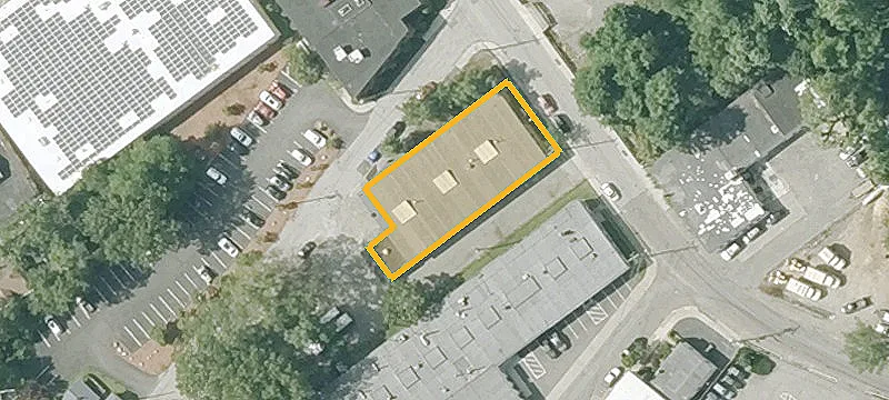 81 Rumford Ave