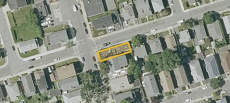 324 Main St
