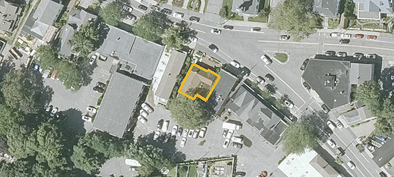 829 Main St