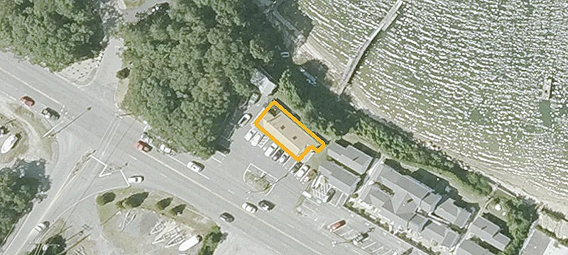 3222 Cranberry Hwy