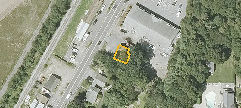 690 Yarmouth Rd