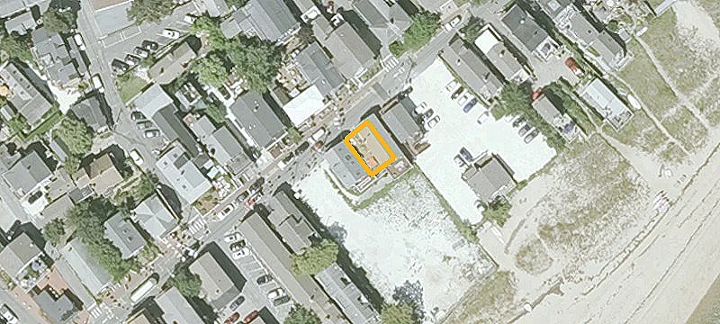 389 Commercial St, Unit 4