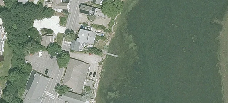 15 Commercial St
