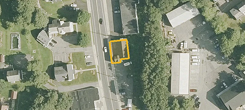 39 Main St