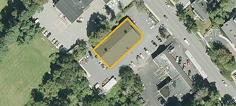 143 Main St