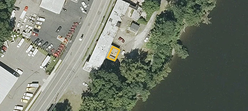 920 Main St
