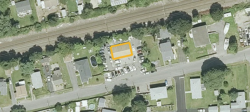 116 Dickens St