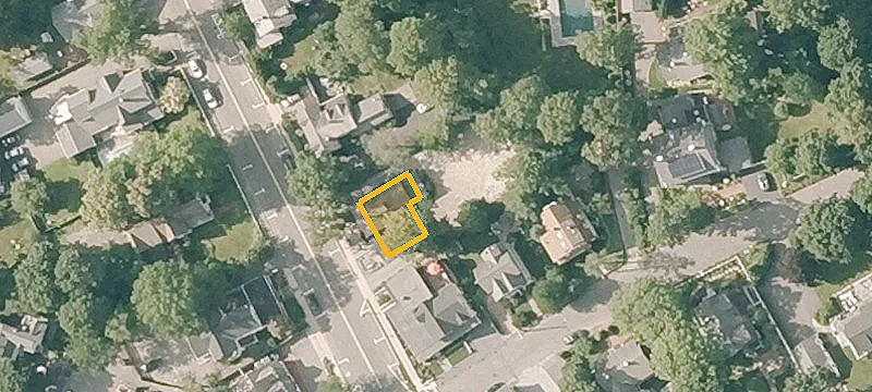 39 Thoreau St