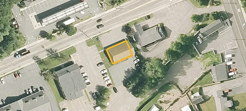 1100-1104 Main St