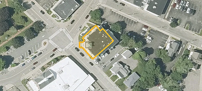 32 Guild St