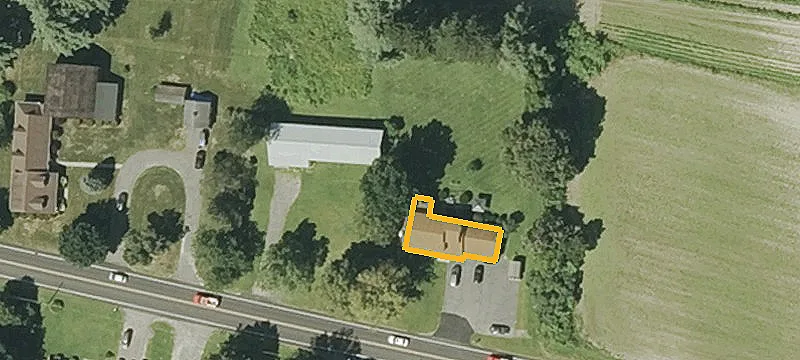 54 Bay Rd