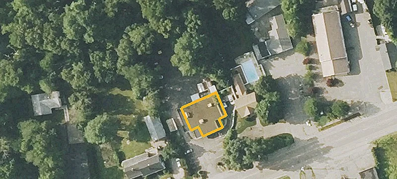 147 Main St
