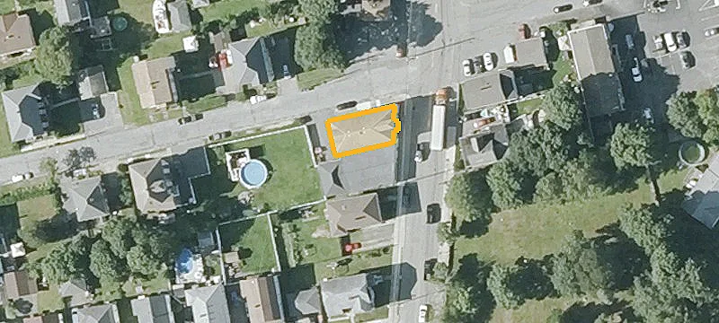 390 Main St